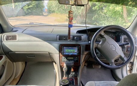 Toyota Camry, 2001 год, 530 000 рублей, 9 фотография