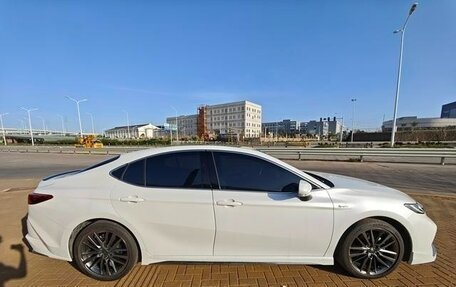 Toyota Camry, 2024 год, 3 520 000 рублей, 3 фотография