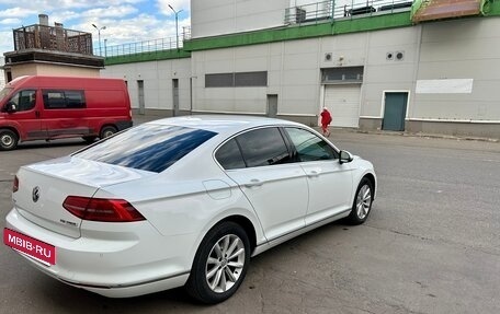 Volkswagen Passat B8 рестайлинг, 2016 год, 2 400 000 рублей, 5 фотография