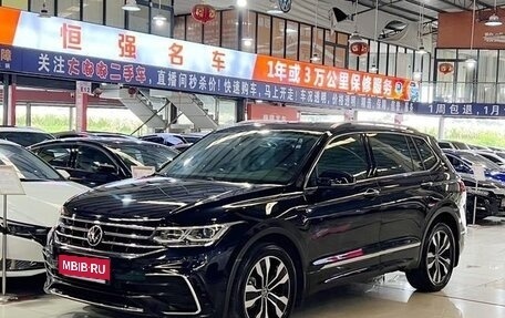Volkswagen Tiguan II, 2021 год, 3 245 555 рублей, 1 фотография