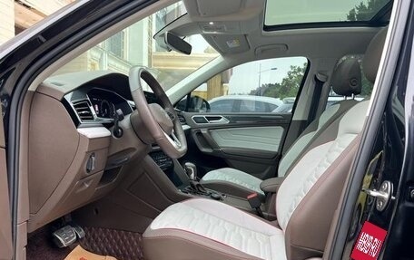 Volkswagen Tiguan II, 2021 год, 3 245 555 рублей, 6 фотография