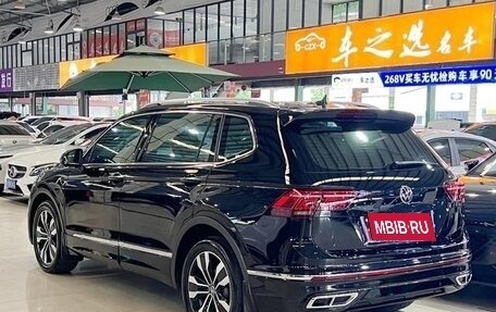 Volkswagen Tiguan II, 2021 год, 3 245 555 рублей, 5 фотография