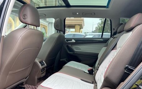 Volkswagen Tiguan II, 2021 год, 3 245 555 рублей, 14 фотография