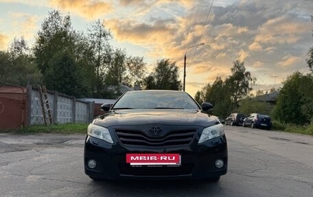 Toyota Camry, 2011 год, 1 070 000 рублей, 3 фотография
