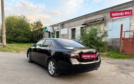 Toyota Camry, 2011 год, 1 070 000 рублей, 7 фотография