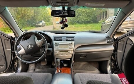 Toyota Camry, 2011 год, 1 070 000 рублей, 13 фотография