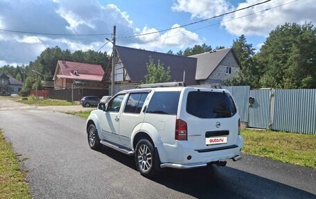Nissan Pathfinder, 2011 год, 1 290 000 рублей, 3 фотография
