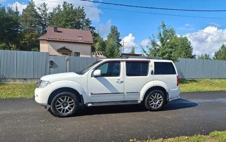 Nissan Pathfinder, 2011 год, 1 290 000 рублей, 5 фотография