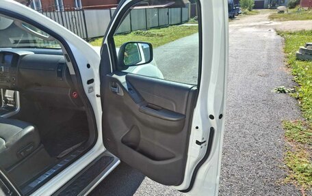 Nissan Pathfinder, 2011 год, 1 290 000 рублей, 17 фотография
