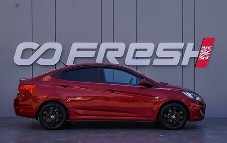 Hyundai Solaris II рестайлинг, 2012 год, 800 000 рублей, 5 фотография