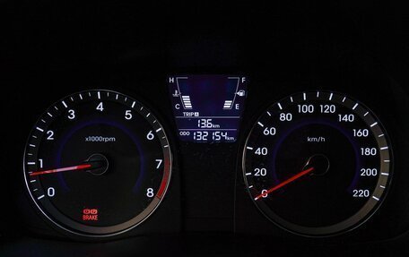 Hyundai Solaris II рестайлинг, 2012 год, 800 000 рублей, 12 фотография