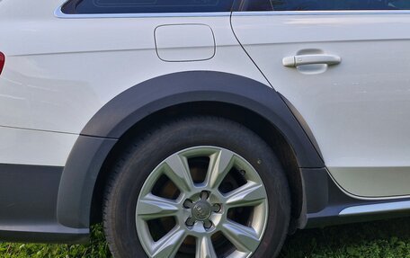 Audi A4, 2011 год, 1 350 000 рублей, 7 фотография