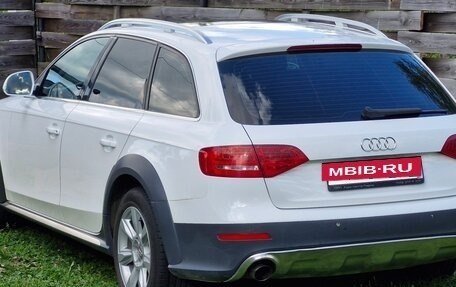 Audi A4, 2011 год, 1 350 000 рублей, 4 фотография