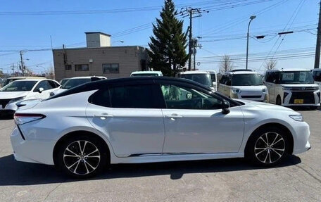 Toyota Camry, 2022 год, 2 500 000 рублей, 6 фотография