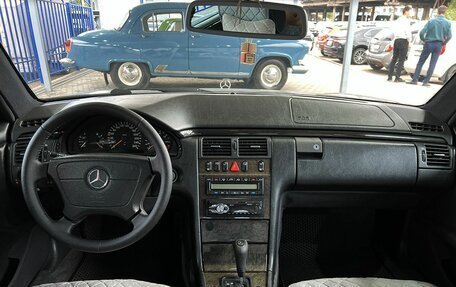 Mercedes-Benz E-Класс, 1996 год, 499 000 рублей, 10 фотография