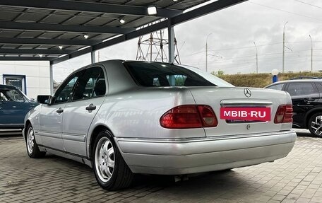 Mercedes-Benz E-Класс, 1996 год, 499 000 рублей, 4 фотография