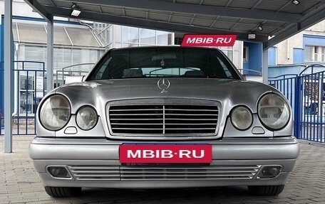 Mercedes-Benz E-Класс, 1996 год, 499 000 рублей, 6 фотография
