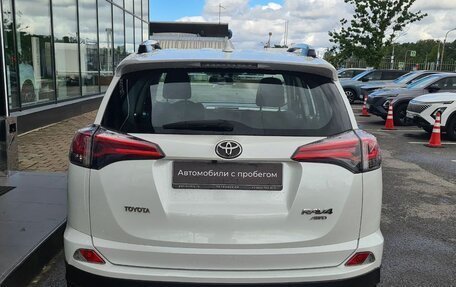 Toyota RAV4, 2018 год, 2 150 000 рублей, 7 фотография
