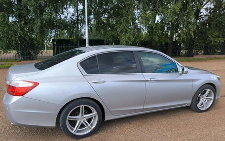 Honda Accord IX рестайлинг, 2013 год, 1 700 000 рублей, 6 фотография