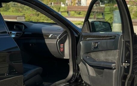 Mercedes-Benz E-Класс, 2013 год, 1 995 000 рублей, 34 фотография