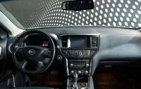 Nissan Pathfinder, 2015 год, 1 819 000 рублей, 10 фотография