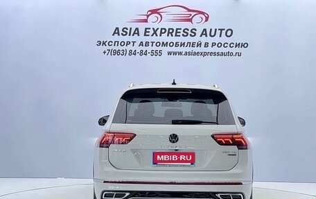 Volkswagen Tiguan II, 2022 год, 2 130 000 рублей, 4 фотография