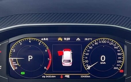 Volkswagen Tiguan II, 2022 год, 2 130 000 рублей, 12 фотография