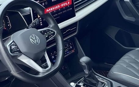 Volkswagen Tiguan II, 2022 год, 2 130 000 рублей, 8 фотография