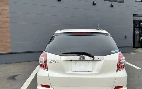 Honda Fit Shuttle I рестайлинг, 2015 год, 1 050 000 рублей, 6 фотография