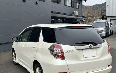 Honda Fit Shuttle I рестайлинг, 2015 год, 1 050 000 рублей, 7 фотография