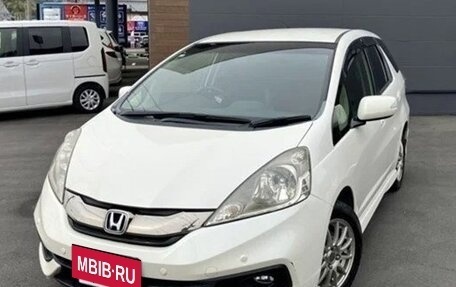 Honda Fit Shuttle I рестайлинг, 2015 год, 1 050 000 рублей, 3 фотография