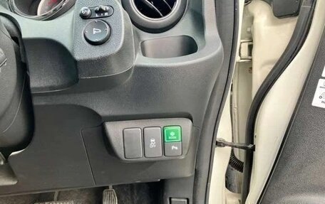 Honda Fit Shuttle I рестайлинг, 2015 год, 1 050 000 рублей, 16 фотография