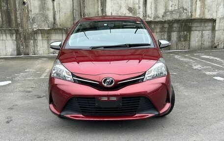 Toyota Vitz, 2015 год, 950 000 рублей, 4 фотография