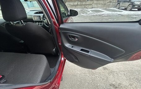 Toyota Vitz, 2015 год, 950 000 рублей, 25 фотография