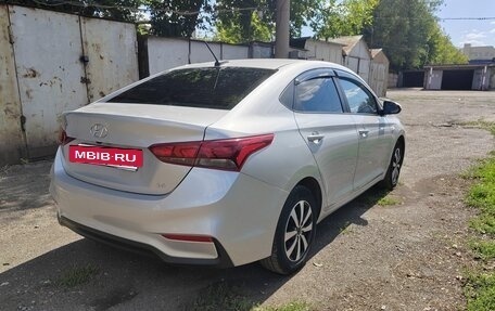 Hyundai Solaris II рестайлинг, 2019 год, 1 650 000 рублей, 5 фотография