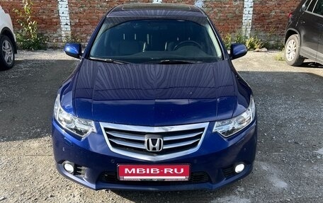 Honda Accord VIII рестайлинг, 2011 год, 1 850 000 рублей, 2 фотография