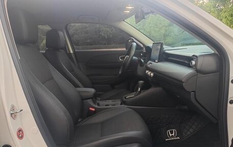 Honda Vezel, 2024 год, 2 242 750 рублей, 4 фотография