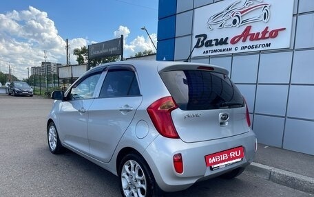KIA Picanto II, 2011 год, 897 000 рублей, 5 фотография