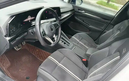 Volkswagen Golf VIII, 2022 год, 1 800 000 рублей, 4 фотография