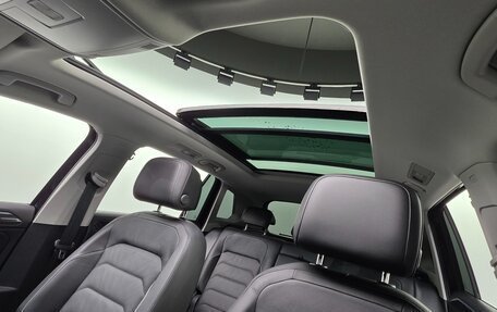 Volkswagen Tiguan II, 2022 год, 3 600 015 рублей, 10 фотография