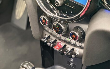 MINI Cabrio, 2021 год, 5 400 000 рублей, 19 фотография