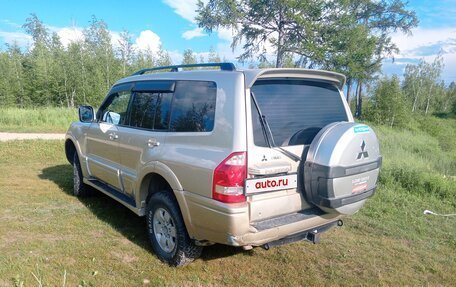 Mitsubishi Pajero III рестайлинг, 2006 год, 1 100 000 рублей, 11 фотография