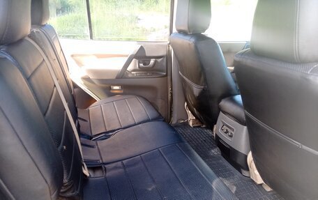 Mitsubishi Pajero III рестайлинг, 2006 год, 1 100 000 рублей, 15 фотография