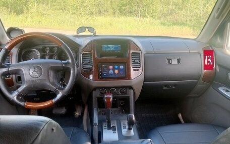 Mitsubishi Pajero III рестайлинг, 2006 год, 1 100 000 рублей, 10 фотография