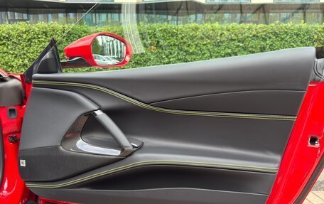 Ferrari 812, 2020 год, 34 900 000 рублей, 32 фотография