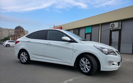 Hyundai Solaris II рестайлинг, 2015 год, 1 149 000 рублей, 3 фотография