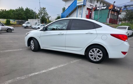 Hyundai Solaris II рестайлинг, 2015 год, 1 149 000 рублей, 9 фотография