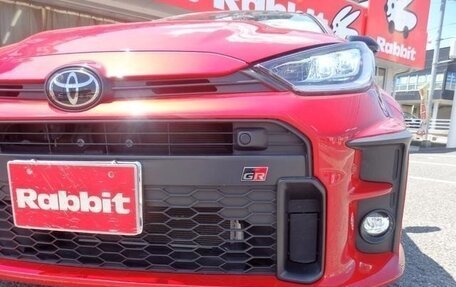 Toyota Yaris, 2021 год, 1 325 000 рублей, 11 фотография