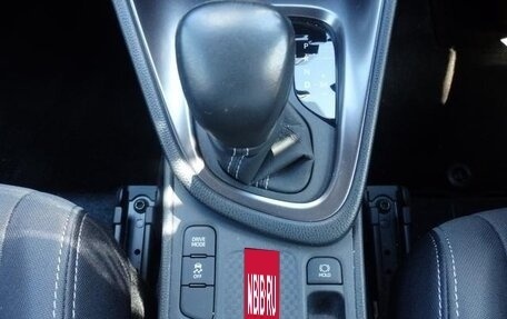Toyota Yaris, 2021 год, 1 325 000 рублей, 24 фотография