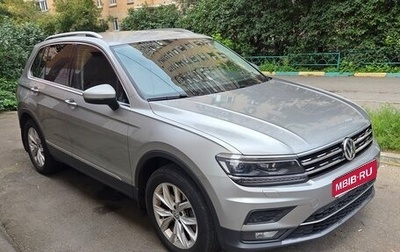 Volkswagen Tiguan II, 2018 год, 2 710 000 рублей, 1 фотография